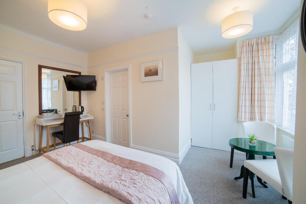 OYO Lonsdale Guest House - Resim 17