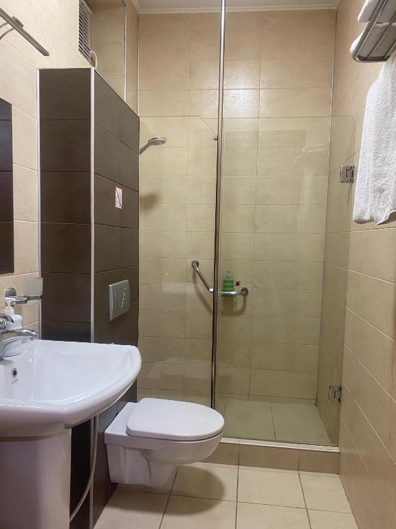 Koupelna v ubytování Grand Hotel Bennet
