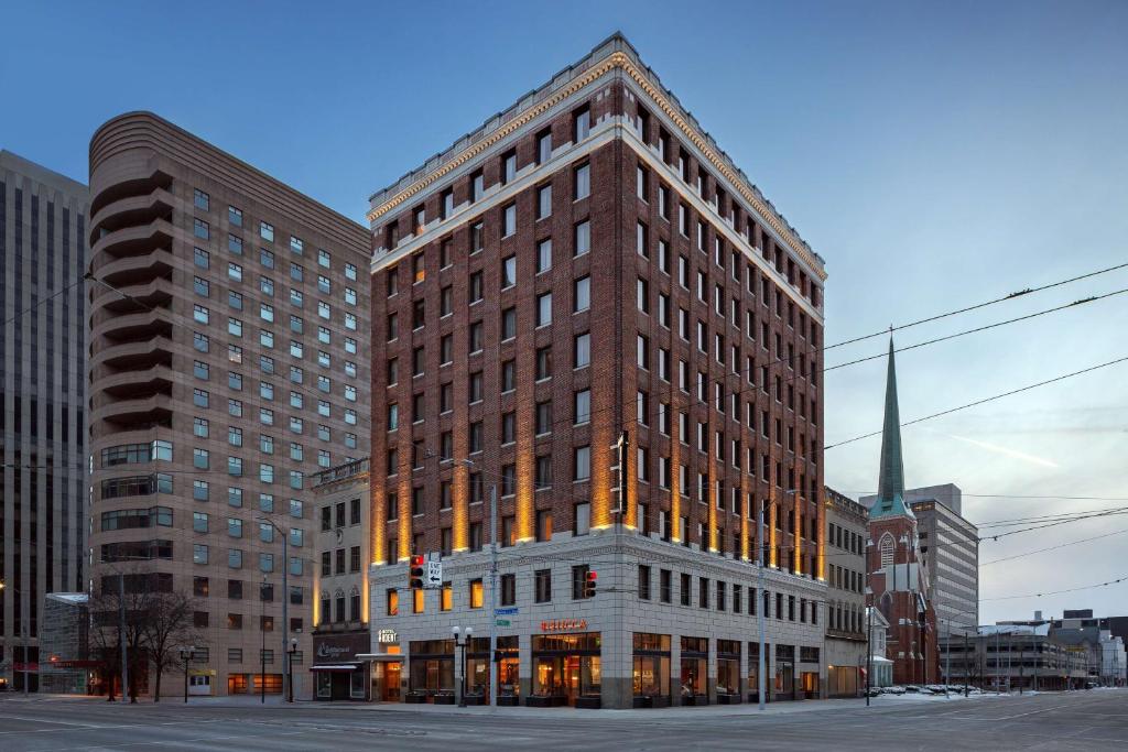 Hotel Ardent Dayton Downtown, Tapestry Collection By Hilton, Dayton
