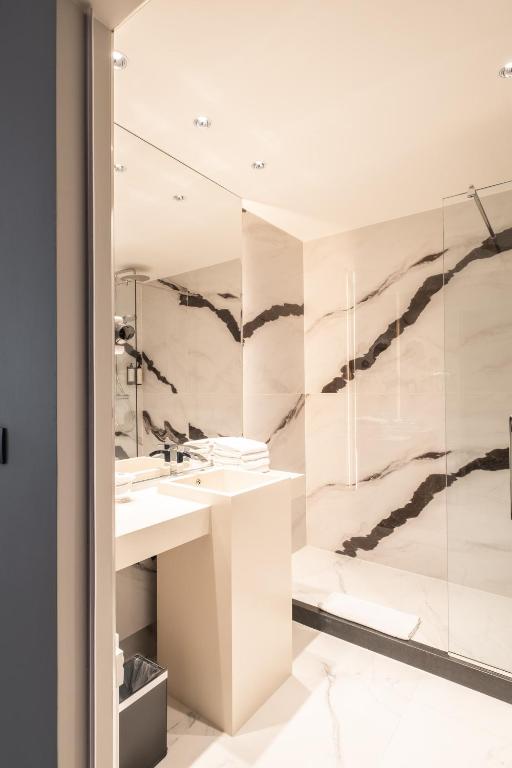 Hyllit Hotel - Resim 35