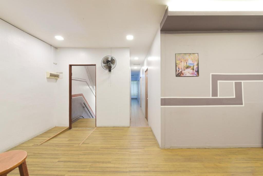 Fotografie z fotogalerie ubytování OYO 90963 Gest Inn v destinaci Kota Tinggi