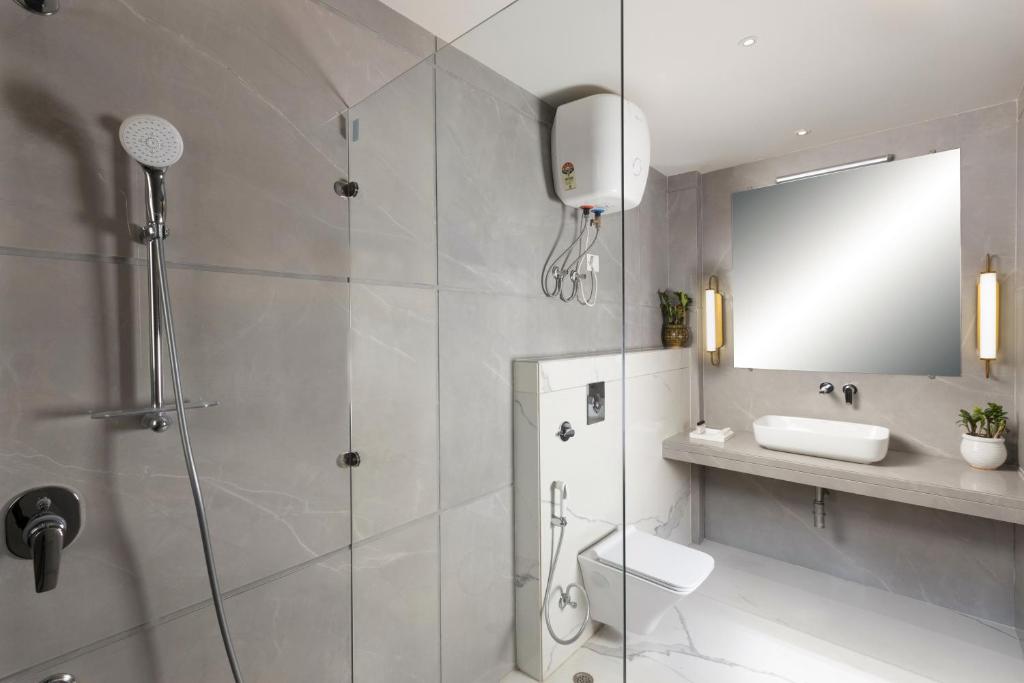Koupelna v ubytování Hotel Star By Star Group- Near Delhi Airport