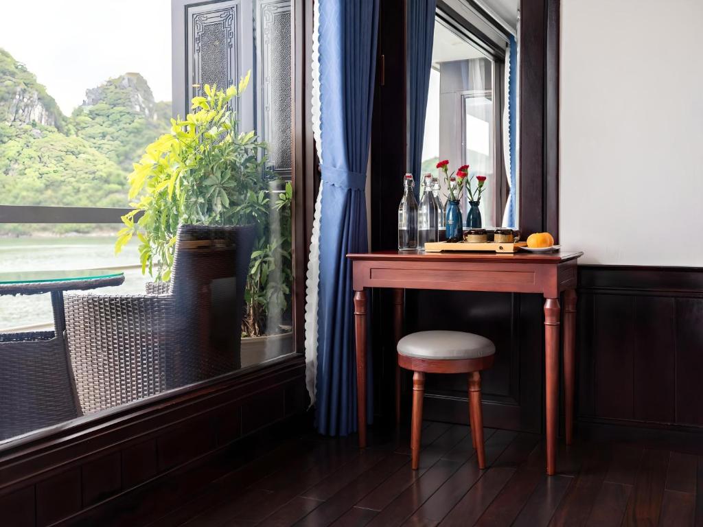 Imagem da galeria de Le Journey Elegance Cruise em Ha Long