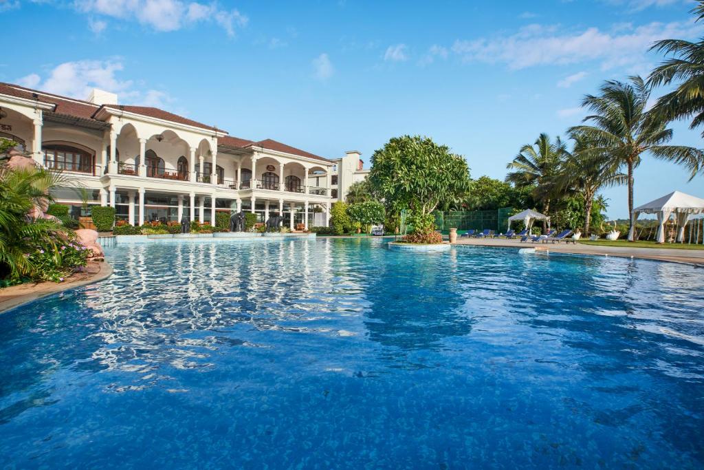 Bazén v ubytování Resort Rio nebo v jeho okolí