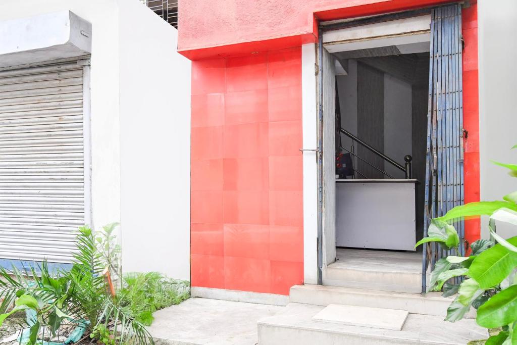 Fotografie z fotogalerie ubytování Super Hotel O Daspara Kolkata Formerly Laxmi Guest House v destinaci Jādabpur