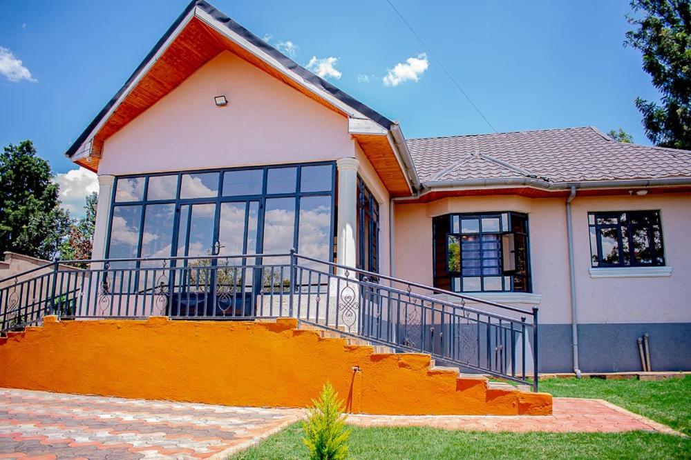 Budova, kde se vila nachází