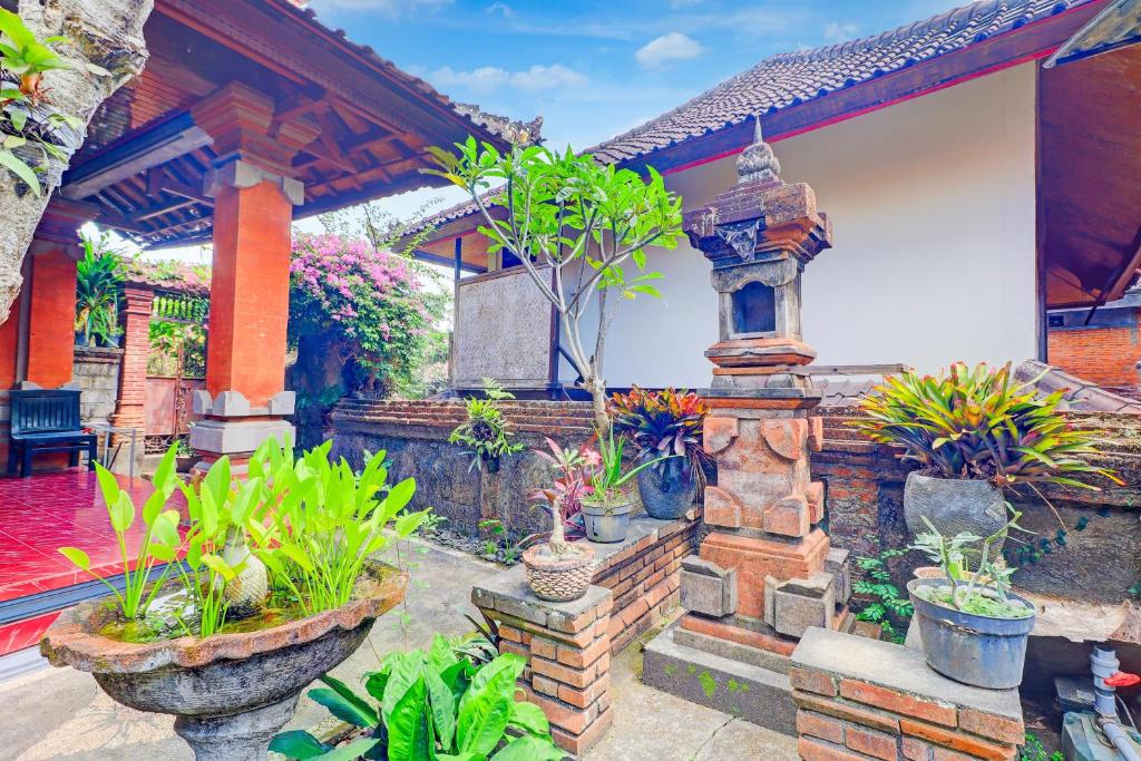 Zahrada ubytování Hotel O Ubud Asri Homestay Near Monkey Forest