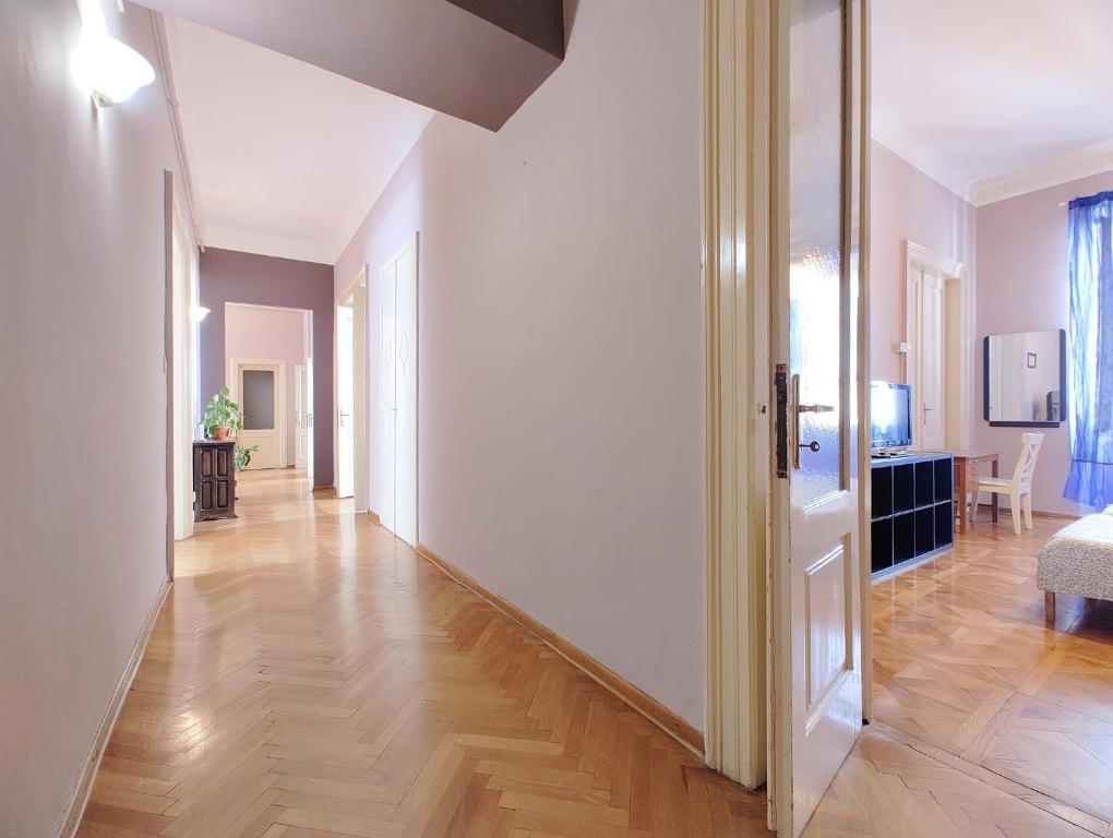Postel nebo postele na pokoji v ubytování B7 Hostal