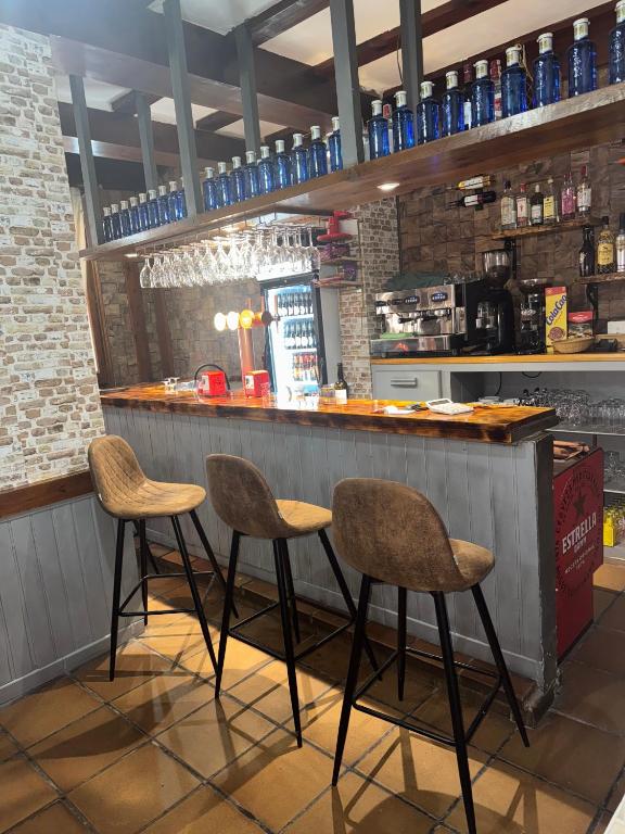 Hotel Restaurante Rio Cuervo酒廊或酒吧区