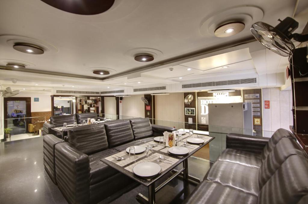 Posezení v ubytování Hotel DELHI 37 by STAR GROUP