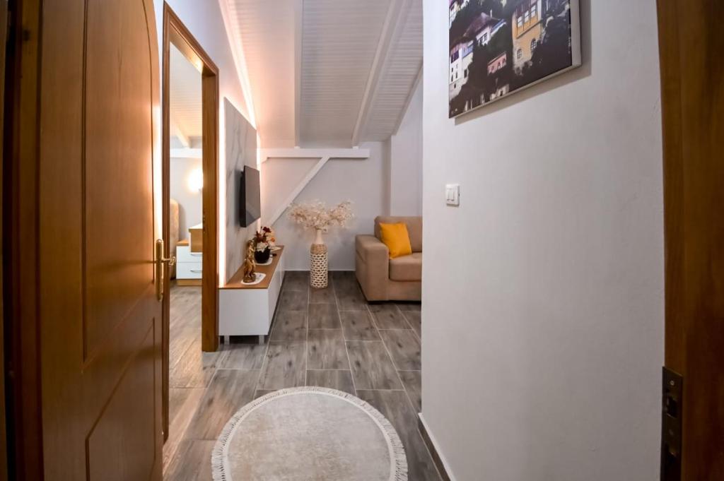 TV a/nebo společenská místnost v ubytování EGJE Apartment
