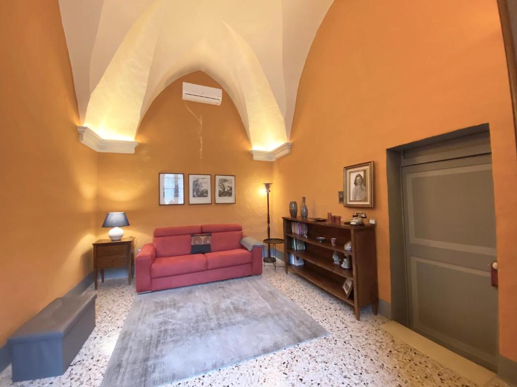 Posezení v ubytování Palazzo de Carlo e il parco dei 7 pozzi