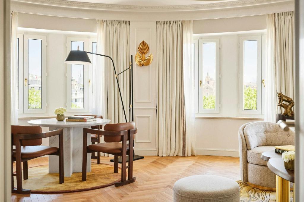 The Palace, a Luxury Collection Hotel, Madrid - Resim 42