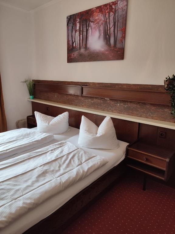 Hotel-Restaurant Burg-Ramstein - Habitación Doble Con Cama Supletoria