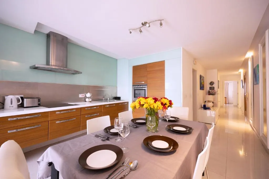 Large & modern 3 bedrooms near Spinola Bay MMAI1-3