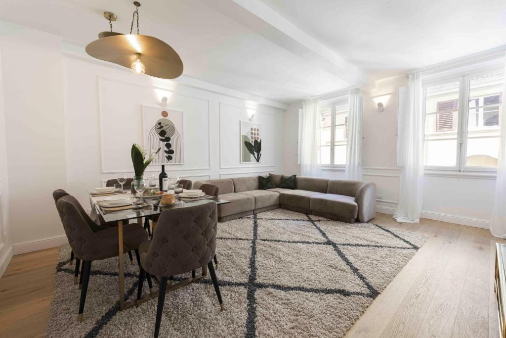 LVL apartments by MMega