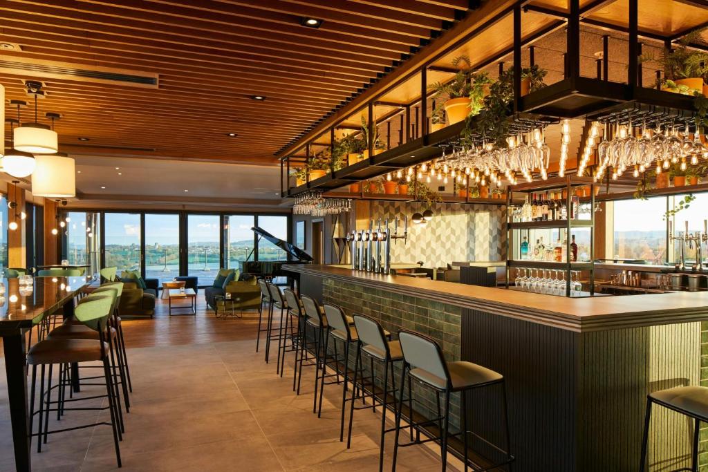 Courtyard by Marriott Exeter Sandy Park, Exeter (updated prices 2025)