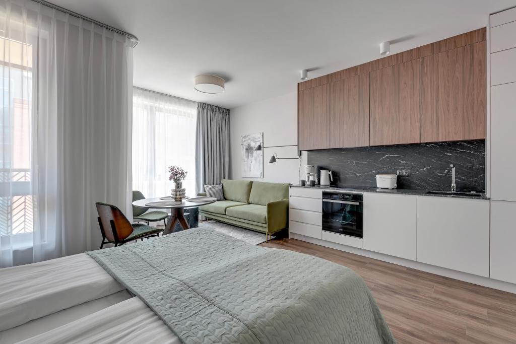 Kuchyňa alebo kuchynka v ubytovaní Scala City Center Premium Apartments by Lion Apartments