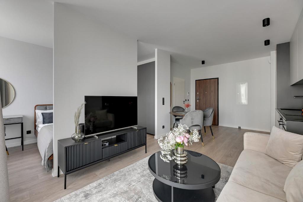 Scala City Center Apartments with Parking by Lion Apartments - 4