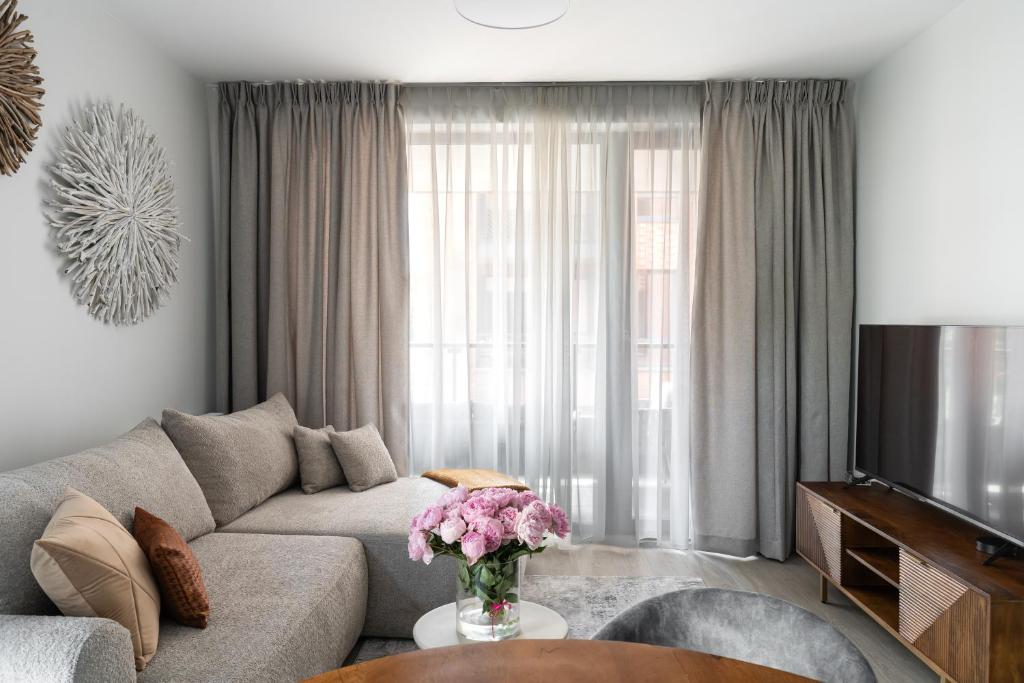 Scala City Center Apartments with Parking by Lion Apartments - 16