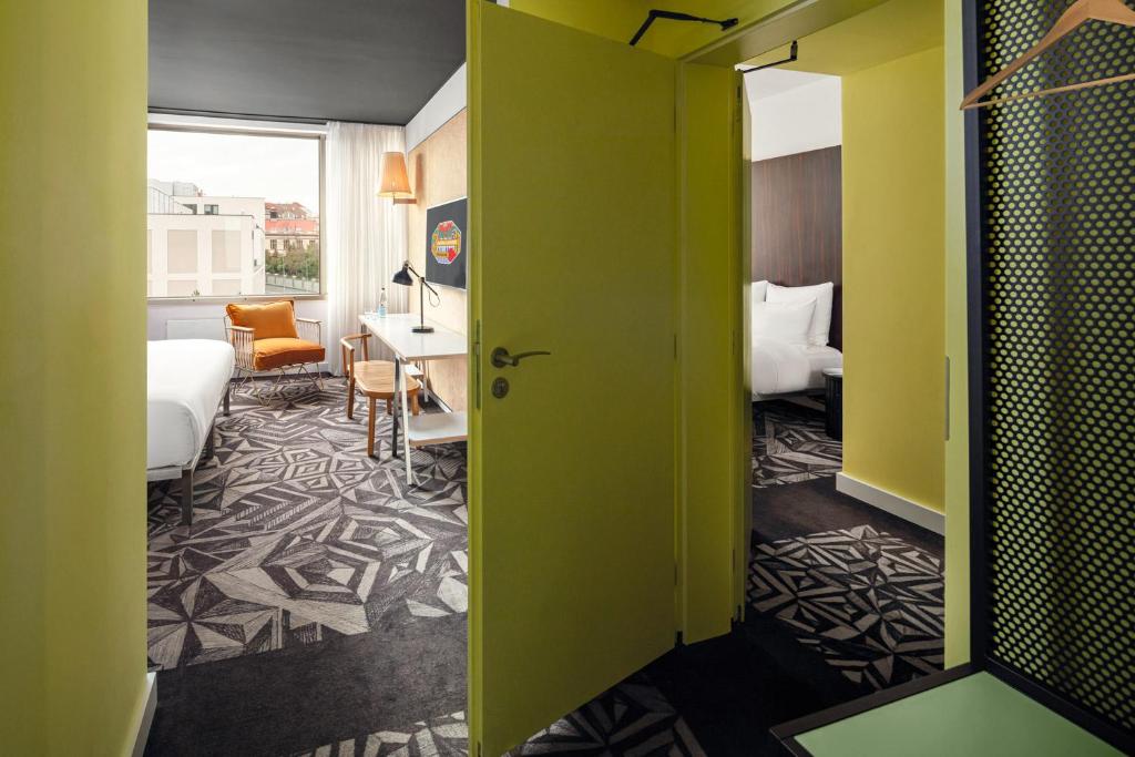 Mama Shelter Prague - Resim 40