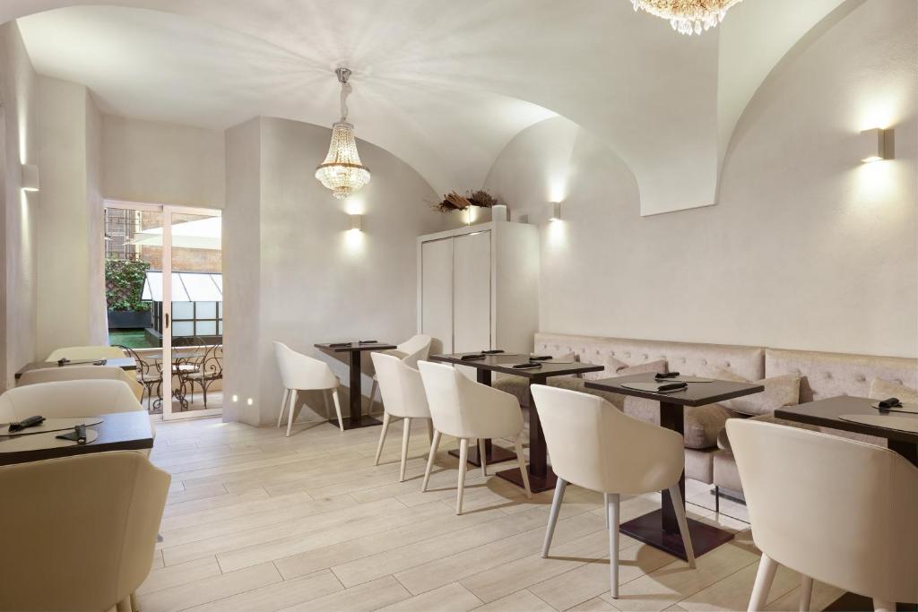 Terrace Pantheon Relais - Resim 12