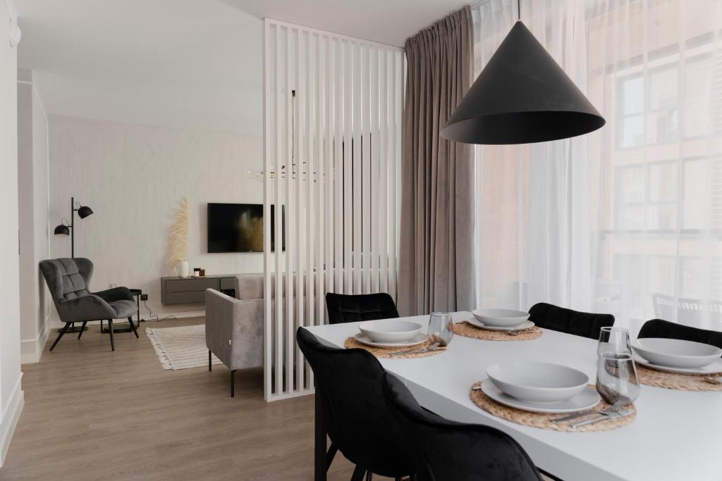 Scala City Center Apartments with Parking by Lion Apartments - 3