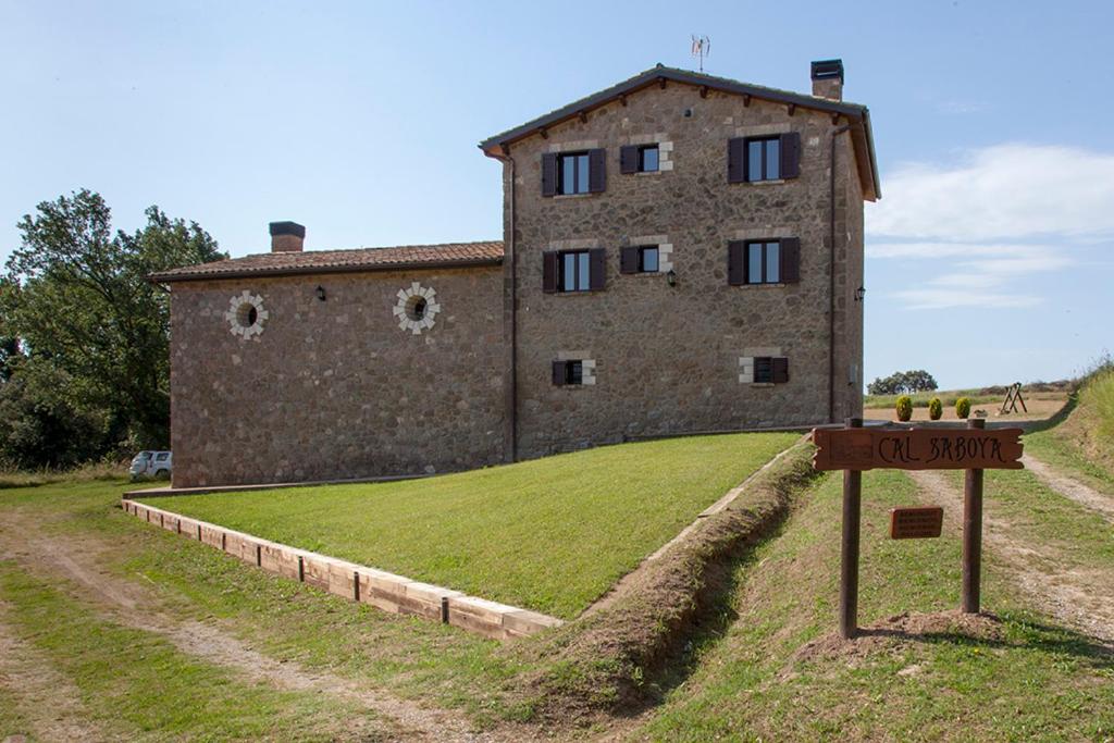 The building in which the country house is located