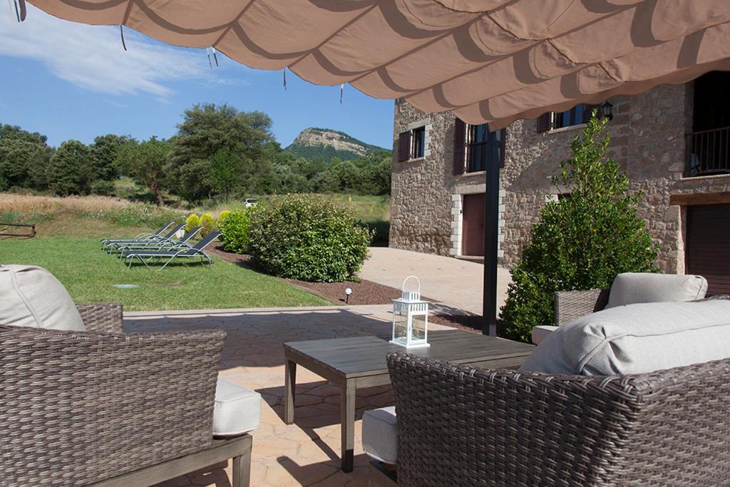 A garden outside Casa Cal Saboya