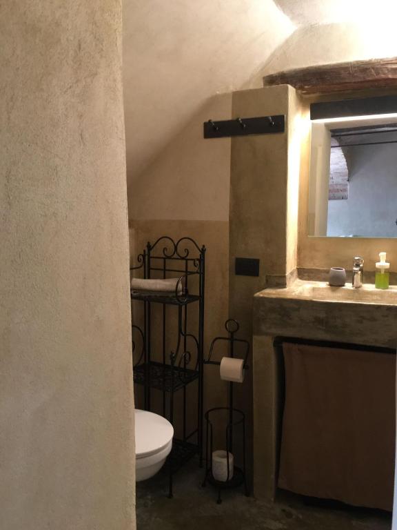 Kúpeľňa v ubytovaní Cascina Linét
