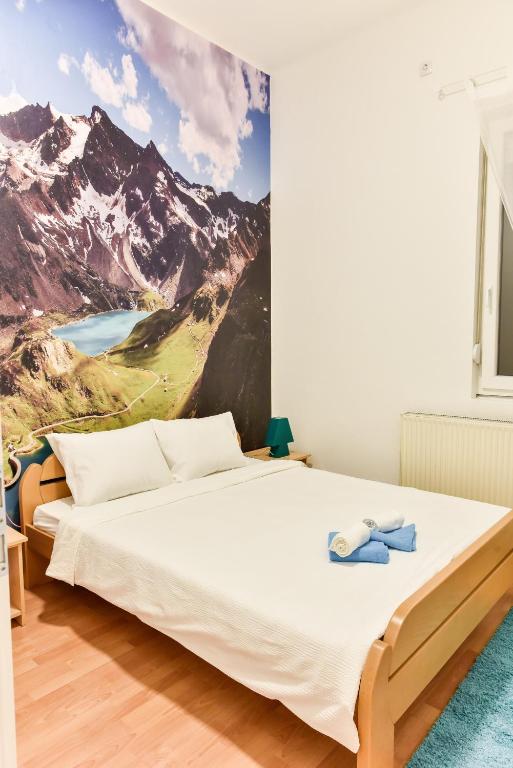 Postel nebo postele na pokoji v ubytování Get Inn Skopje Hostel