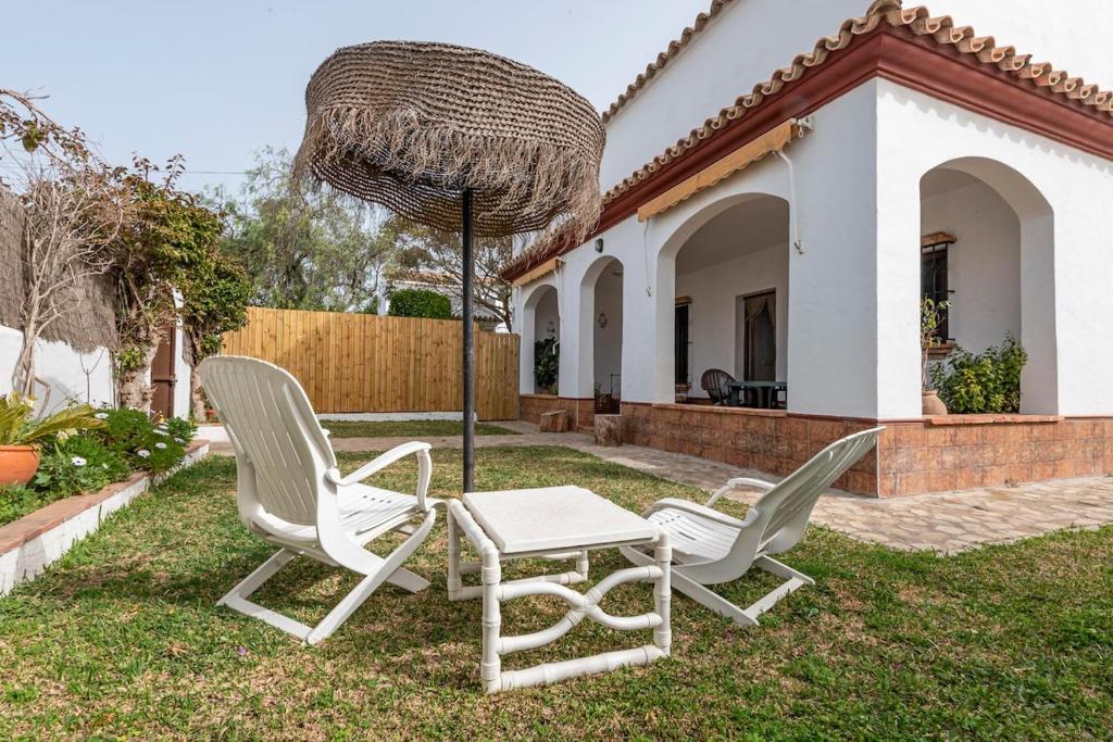 Κήπος έξω από το Casa LULU a hidden gem on the Costa de la Luz