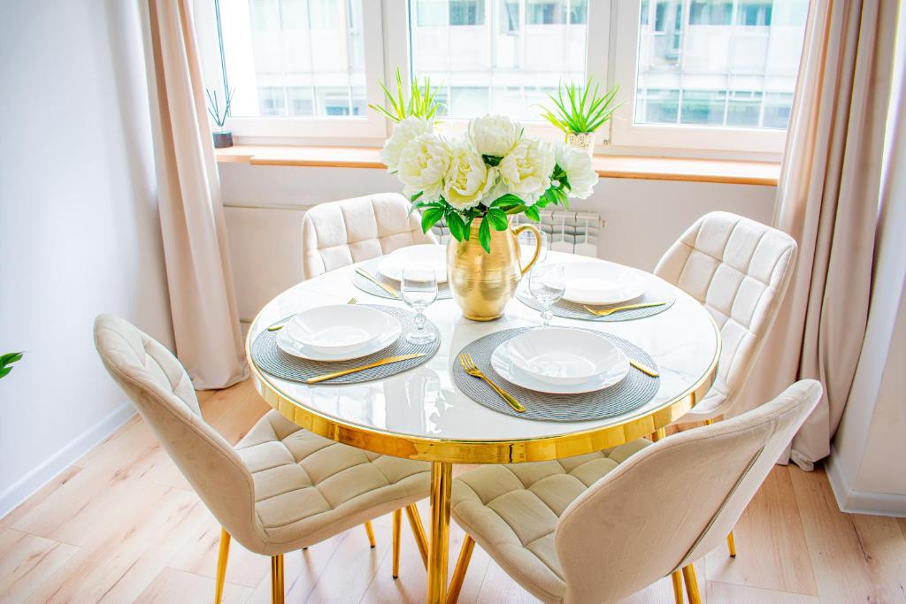 FeelHarmony Jasna Apartment - Metro Świętokrzyska - 1