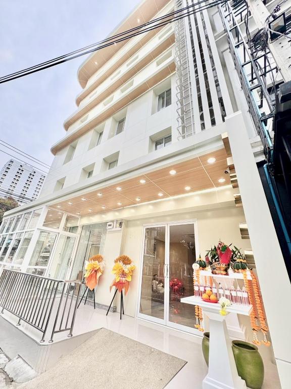 ABCQQ Hotel Bangkok - Resim 6