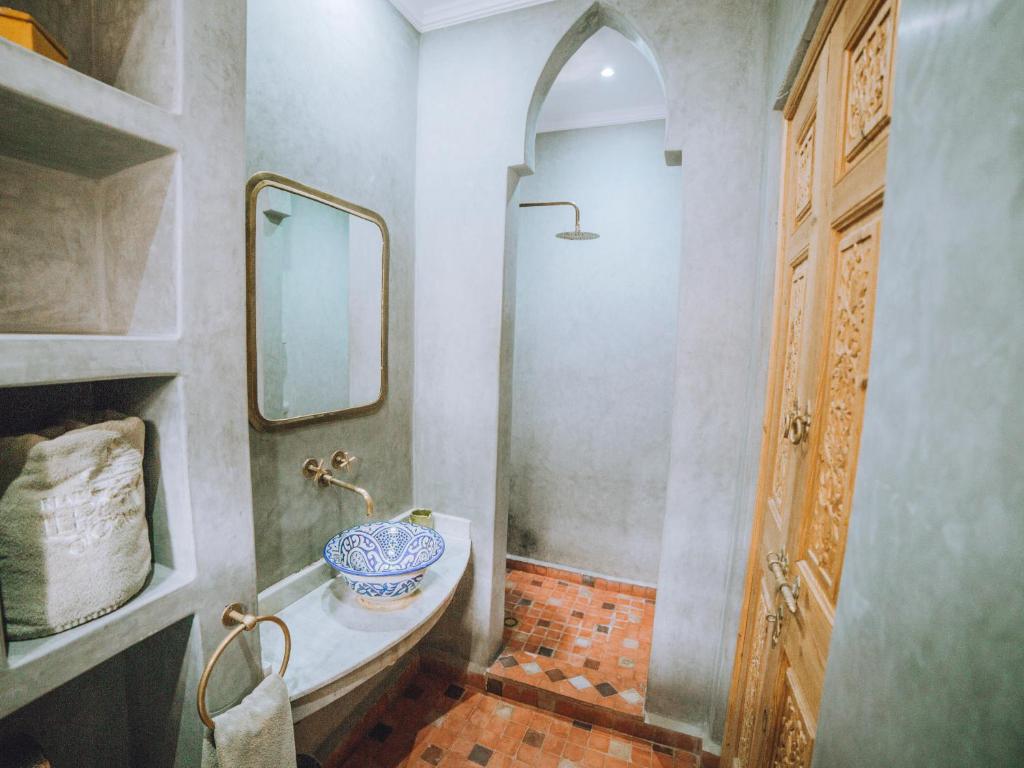 Koupelna v ubytování Riad Le Petit Joyau