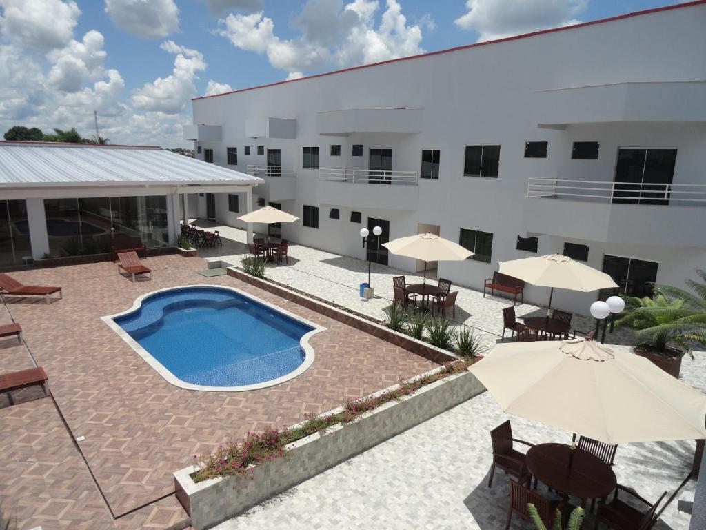  Di Napoli Plaza Hotel