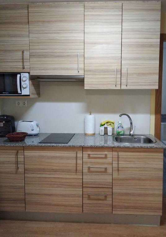 Castelao Apartments - 10