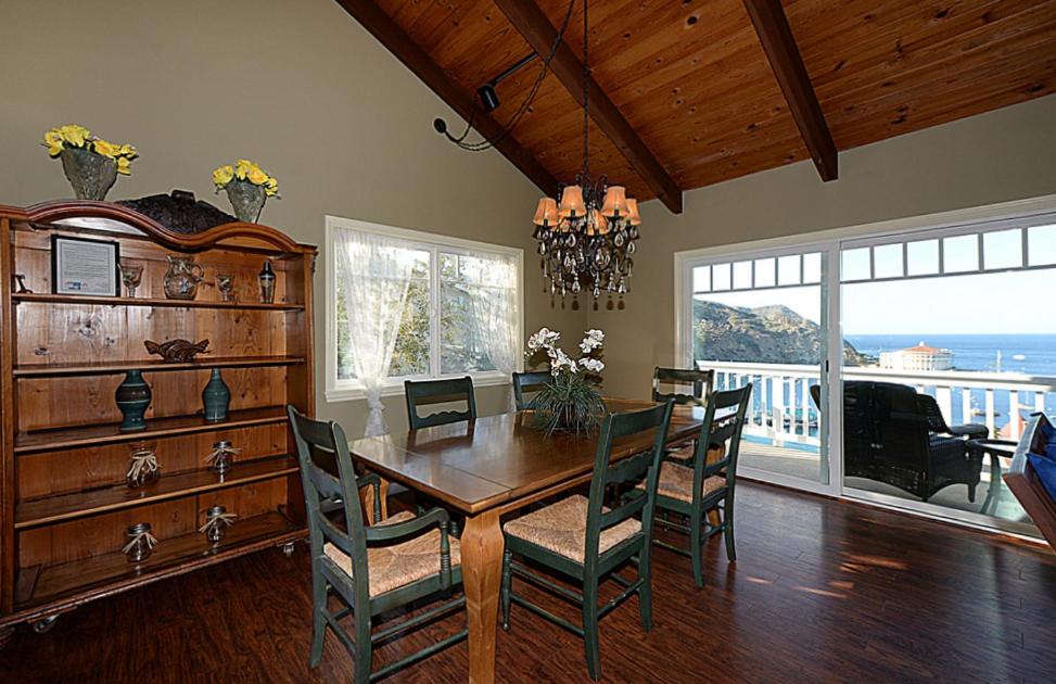 Φυσικό τοπίο κοντά σε αυτή η παραθεριστική κατοικία