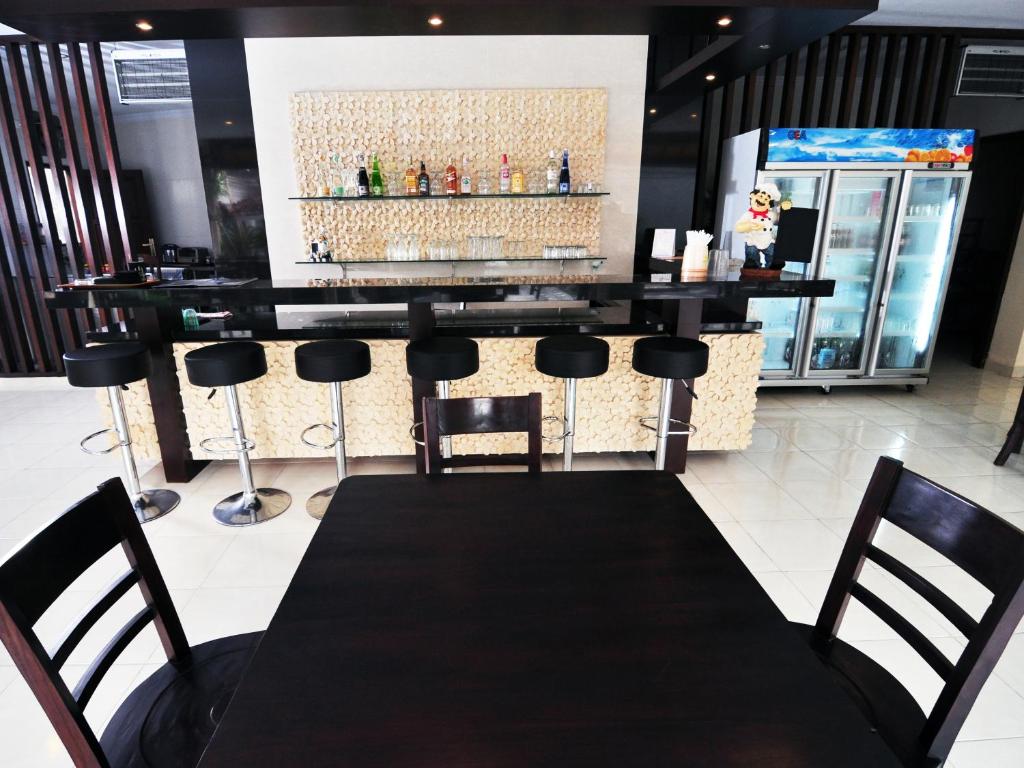 Lounge nebo bar v ubytování Jesens Inn II