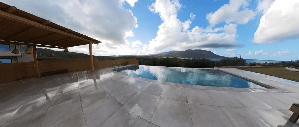 Πισίνα στο ή κοντά στο Nusa Retreat