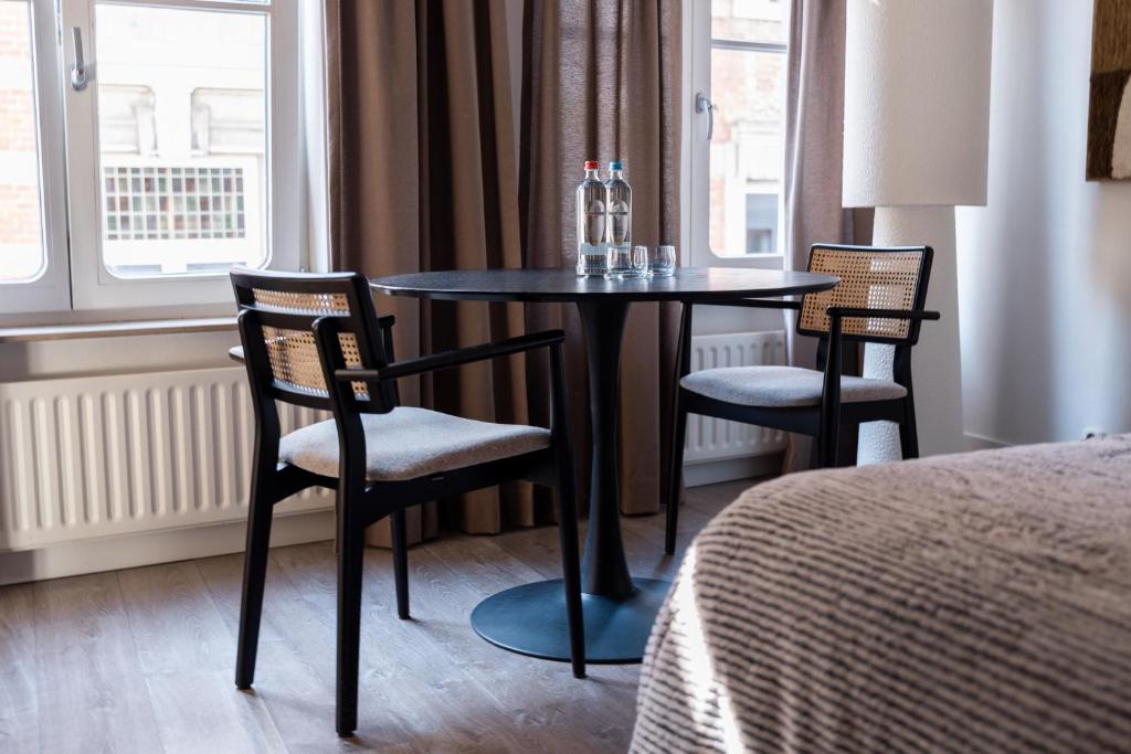 Posezení v ubytování Le Virage bistro en hotel
