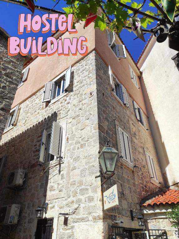 Budova, kde se hostel nachází