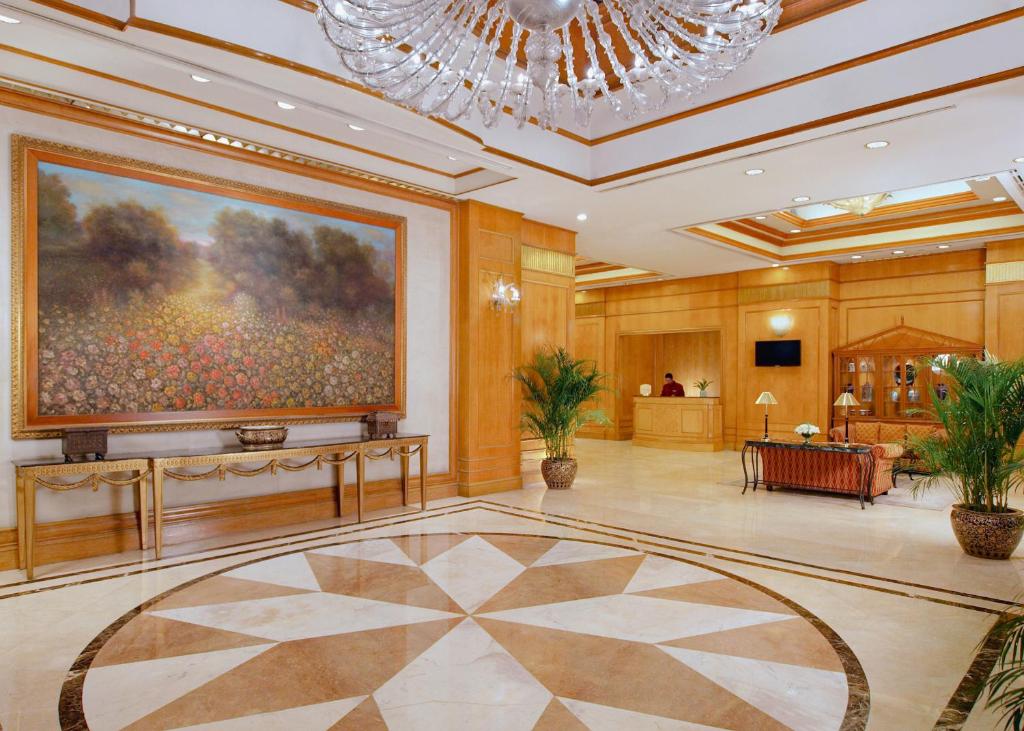 TV a/nebo společenská místnost v ubytování Richmonde Hotel Ortigas, Manila