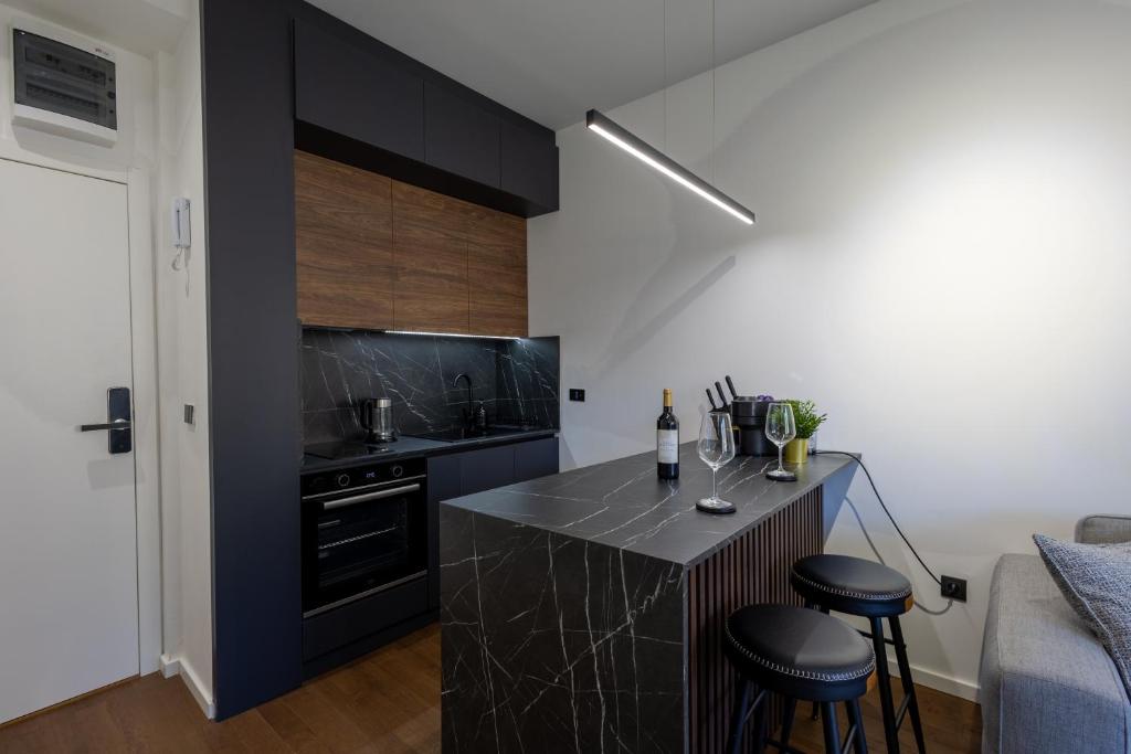 Kuchyň nebo kuchyňský kout v ubytování Deluxe Kosmaj Residence