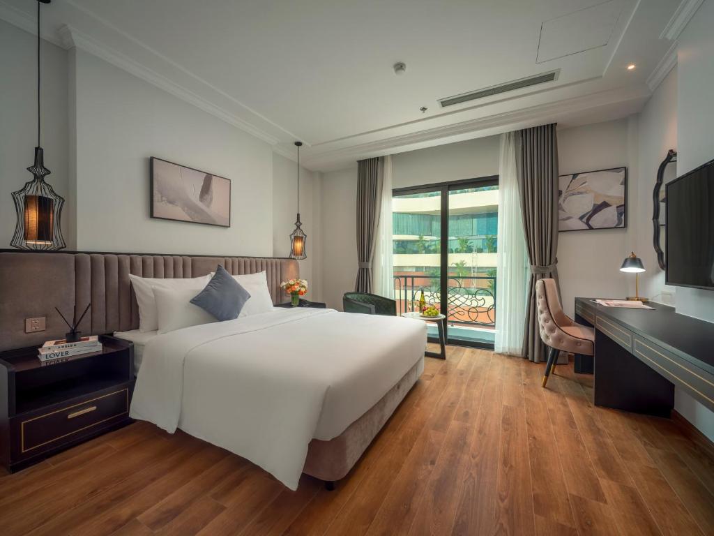 Phòng Có Giường Cỡ Queen Với Ban Công