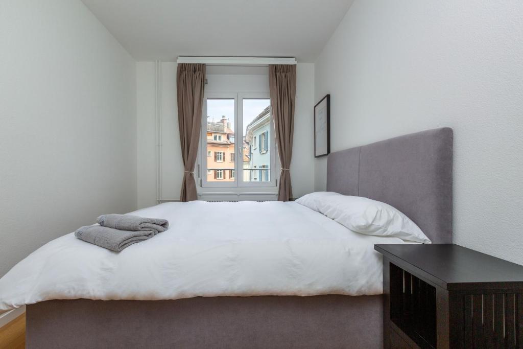 KAYA Zurich Apartment 3B - Downtown 2BR Deluxe Apt - Resim 17
