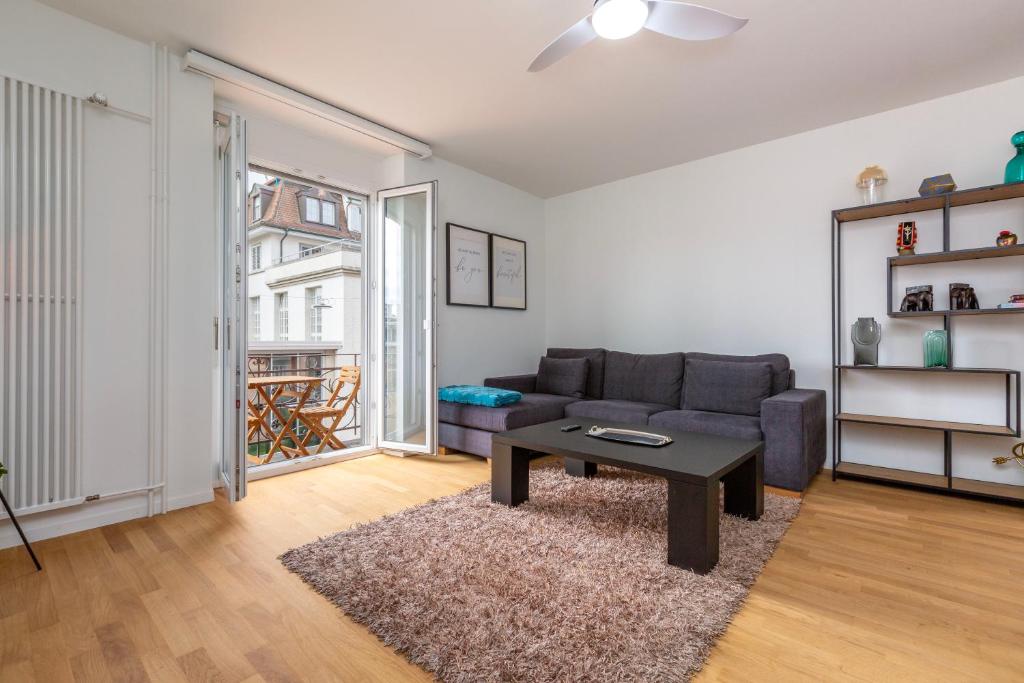 KAYA Zurich Apartment 3B - Downtown 2BR Deluxe Apt - Resim 9