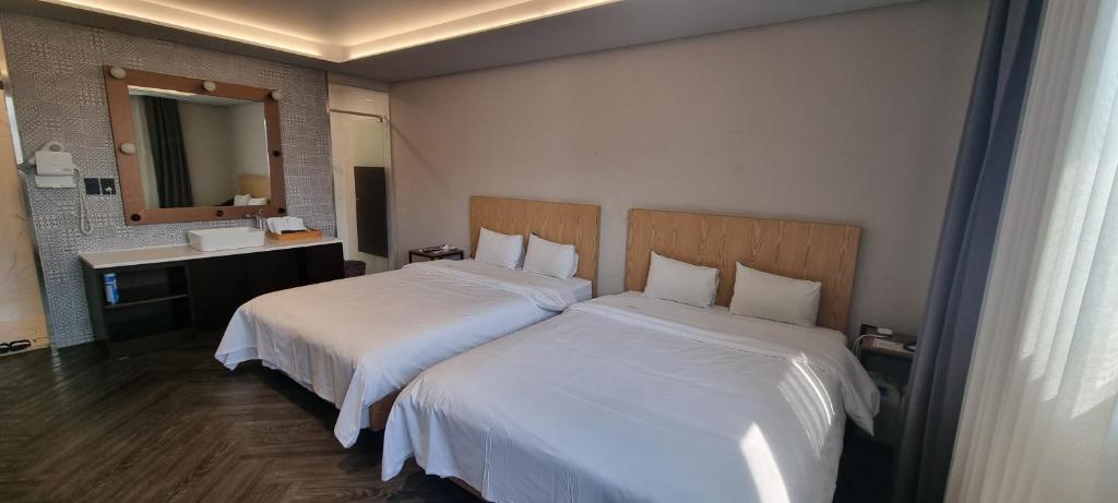 Hotel Crape Gyeongsan - Suite Royale Lits Jumeaux Avec Spa Privé