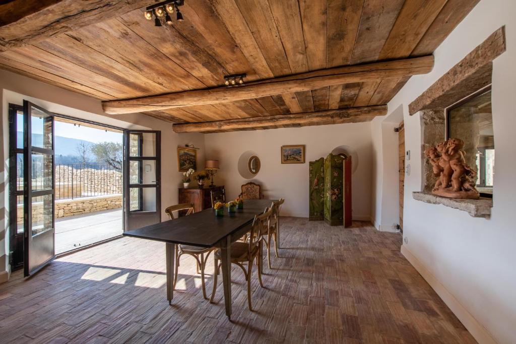 Posezení v ubytování La Bastide