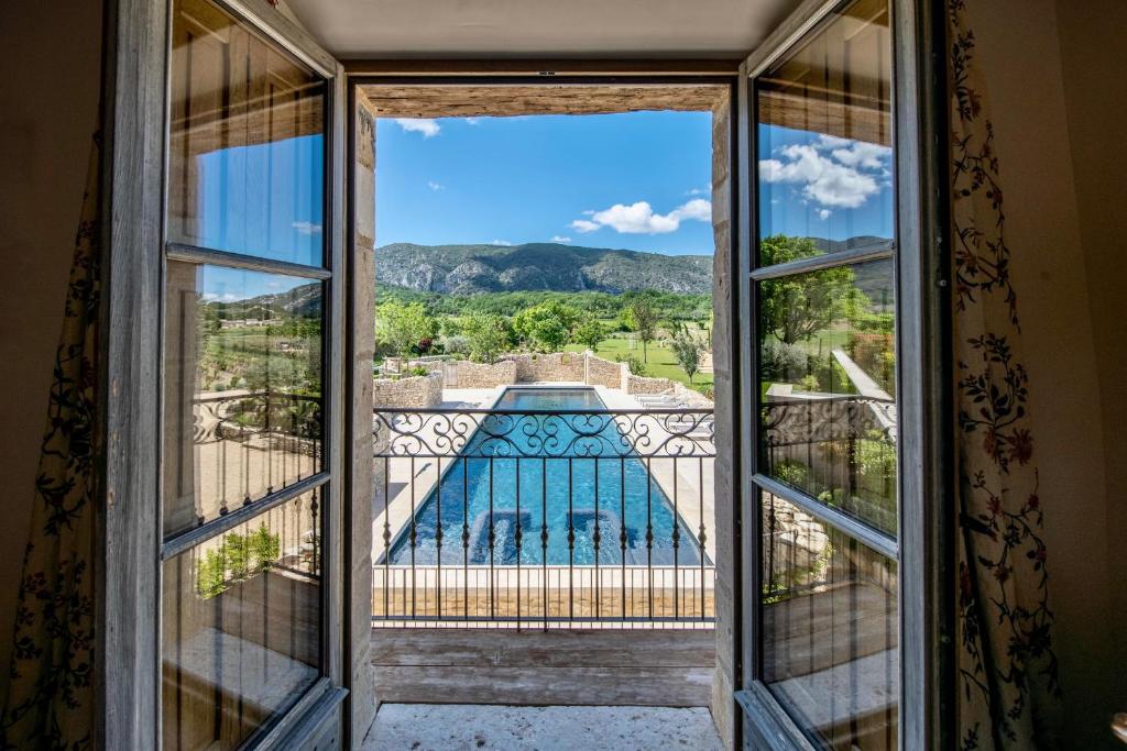 Nespecifikovaný výhled na hory nebo výhled na hory při pohledu z bed and breakfast